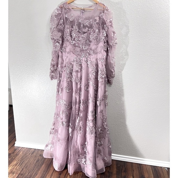 NEW $598 MAC DUGGAL 50664 LILAC FLORAL ILLUSION GOWN Size 18 - Picture 4 of 16